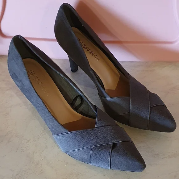 Size 9 Savannah grey pointy toe heel - Picture 6 of 7